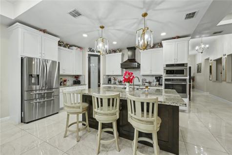 894 County Road 465 Alice TX 78332