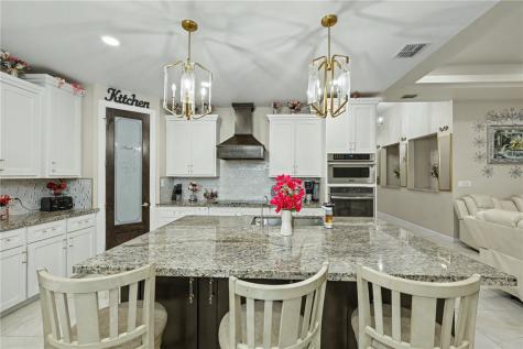 894 County Road 465 Alice TX 78332