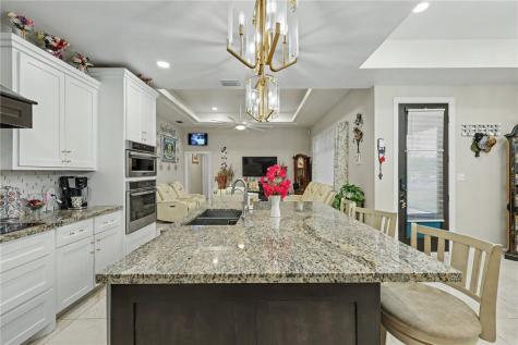 894 County Road 465 Alice TX 78332