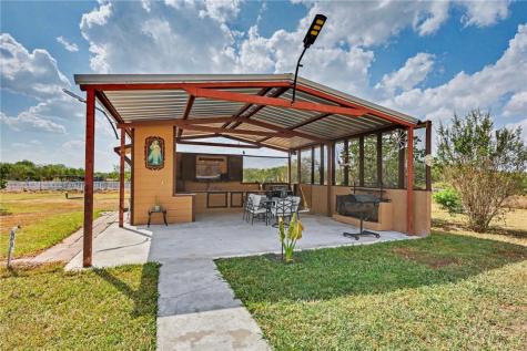 894 County Road 465 Alice TX 78332