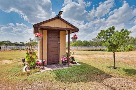 894 County Road 465 Alice TX 78332