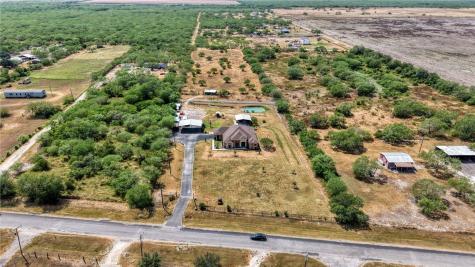 894 County Road 465 Alice TX 78332