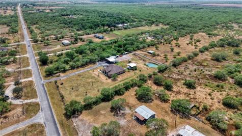 894 County Road 465 Alice TX 78332