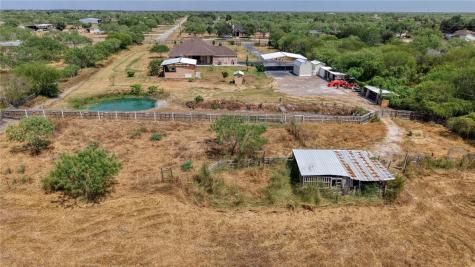894 County Road 465 Alice TX 78332