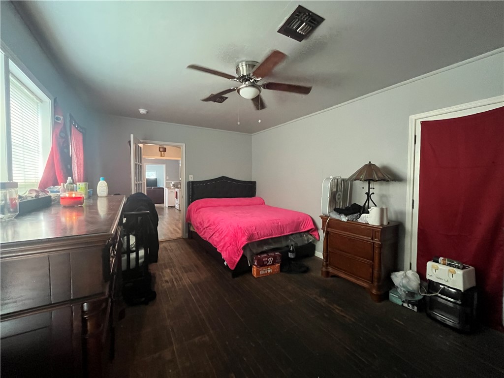 1453 14th Street Corpus Christi TX 78404