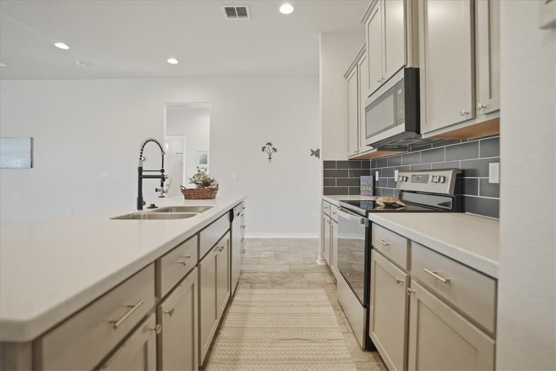 157 Shady Terrace Rockport TX 78382