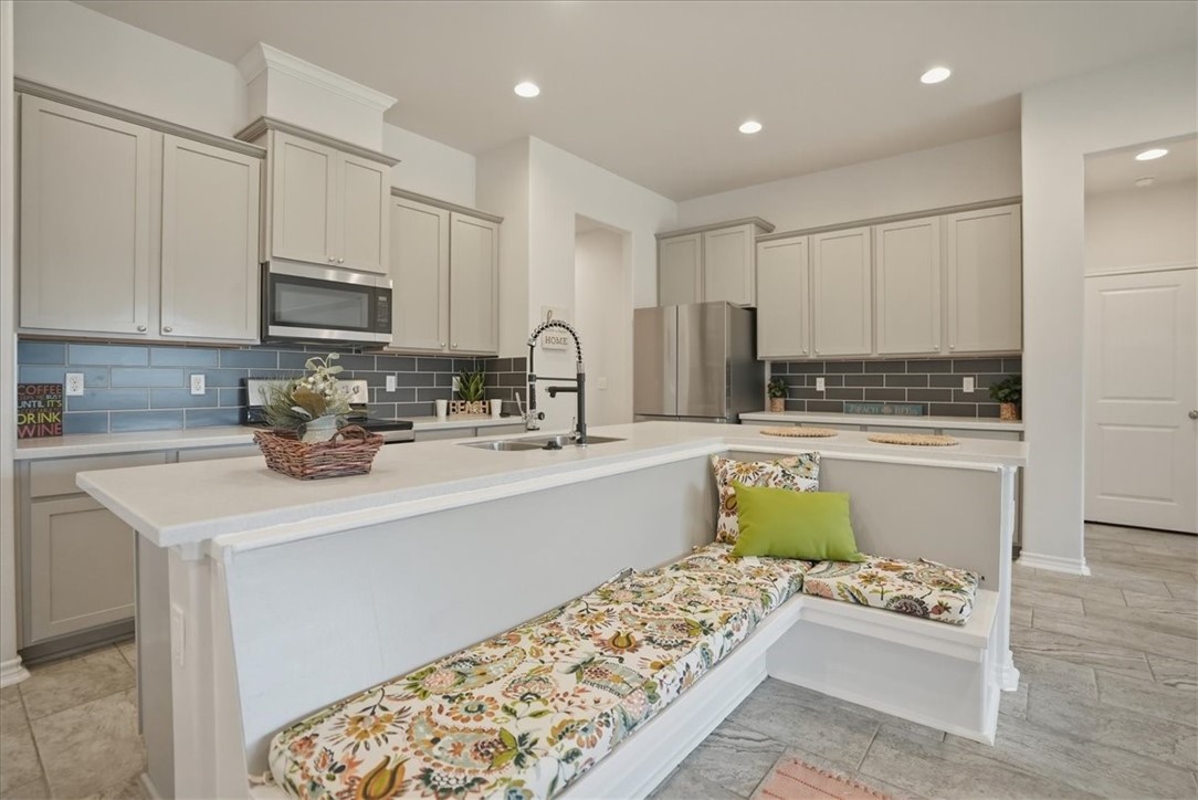157 Shady Terrace Rockport TX 78382