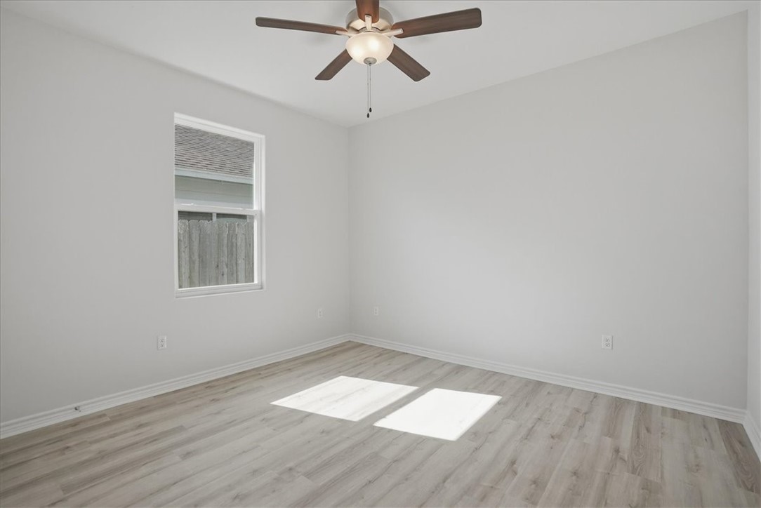 157 Shady Terrace Rockport TX 78382