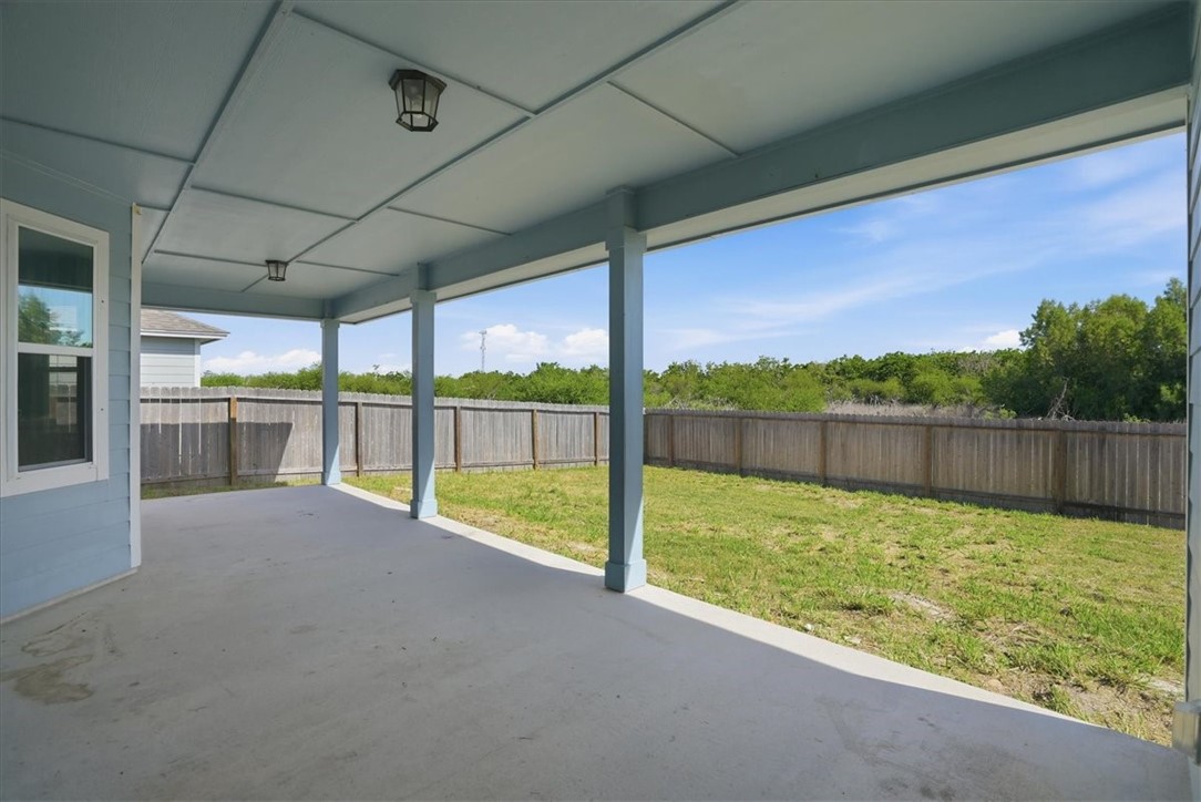 157 Shady Terrace Rockport TX 78382