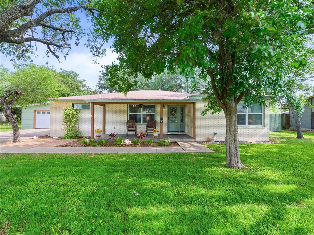 1218 W Richard Avenue Kingsville TX 78363