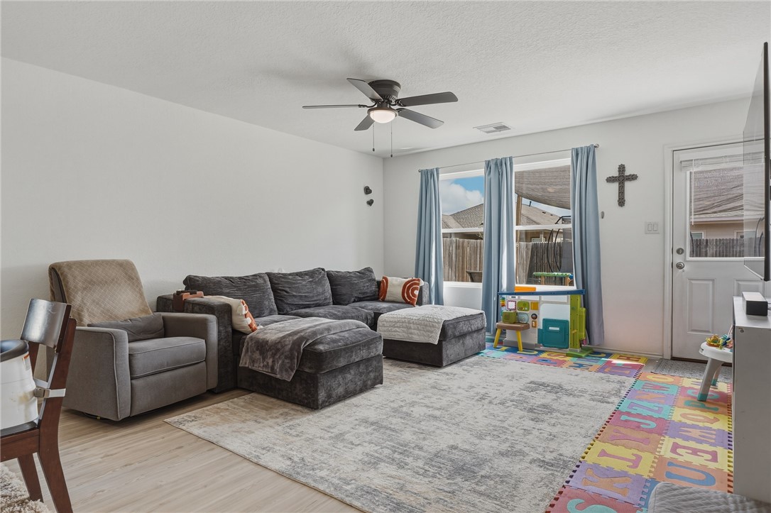 2674 Winterfell Street Corpus Christi TX 78415