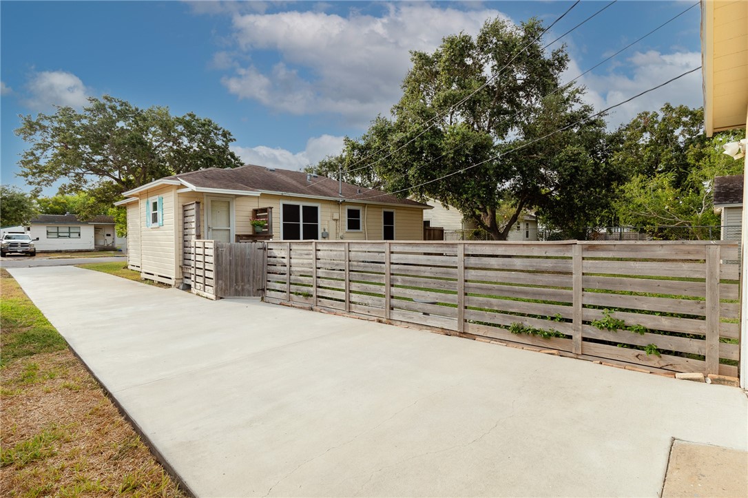 518 Chase Drive Corpus Christi TX 78412
