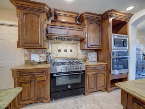 13514 King Phillip Court Corpus Christi TX 78418