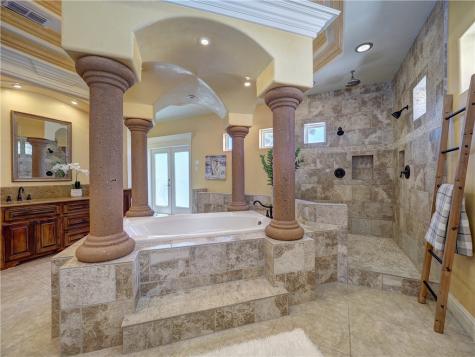 13514 King Phillip Court Corpus Christi TX 78418