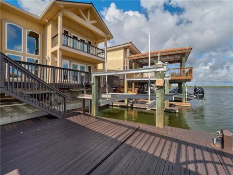 13514 King Phillip Court Corpus Christi TX 78418