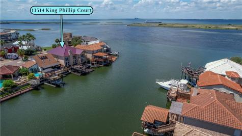 13514 King Phillip Court Corpus Christi TX 78418