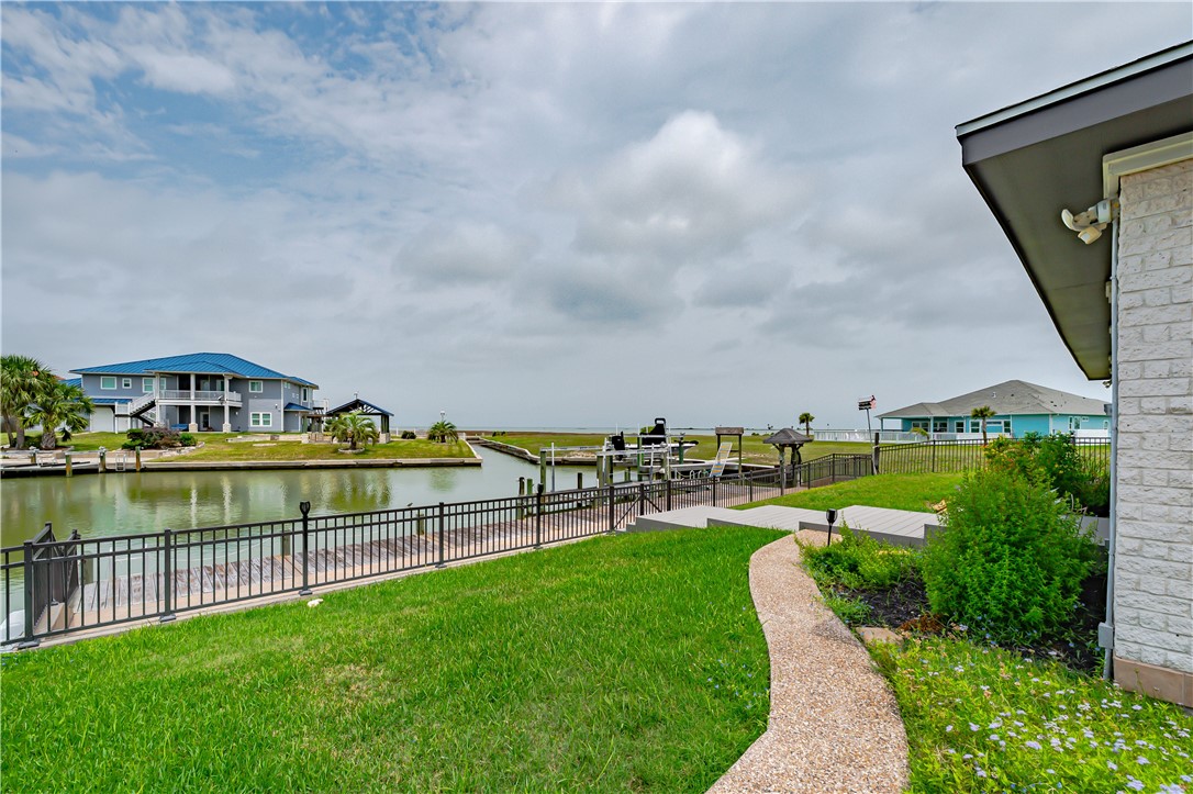 30 Peet's Bend Drive Rockport TX 78382