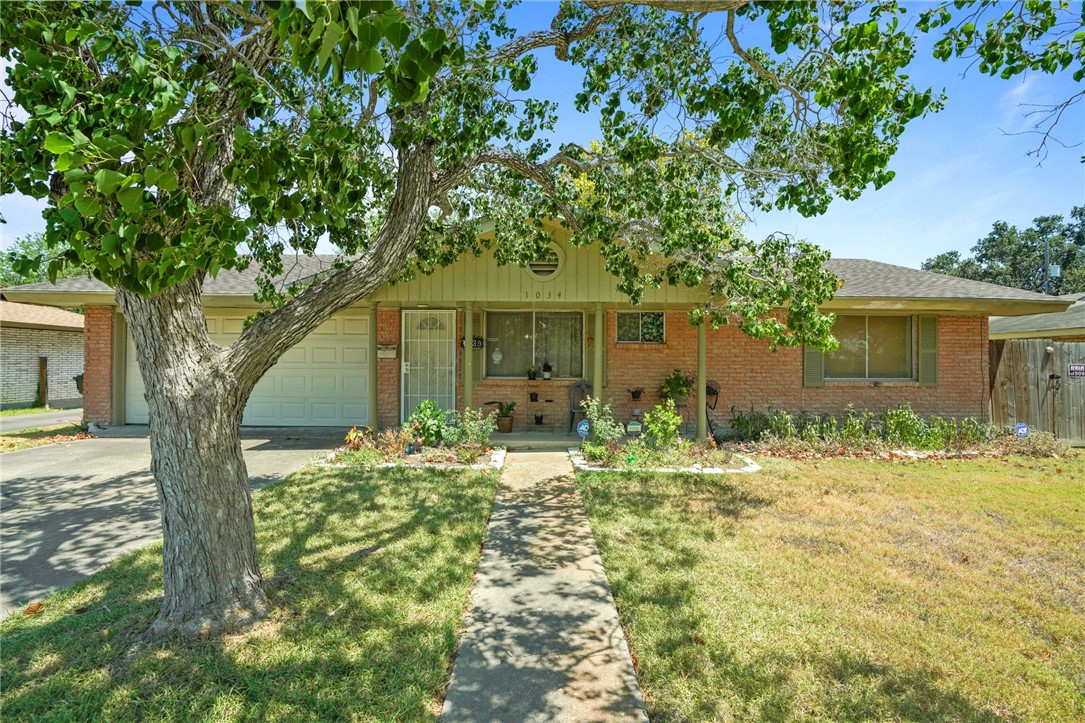 1034 Burkshire Drive Corpus Christi TX 78412