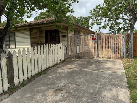 2518 Halsey Street Corpus Christi TX 78405