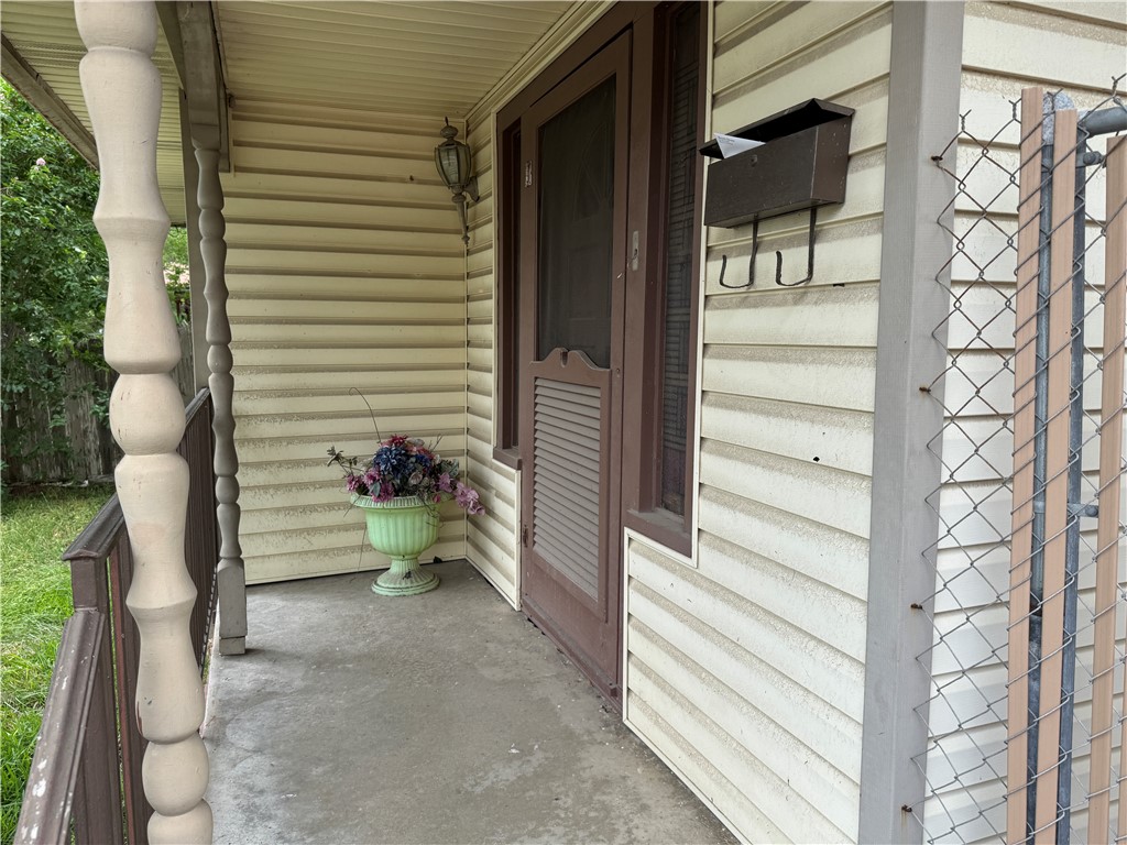 2518 Halsey Street Corpus Christi TX 78405