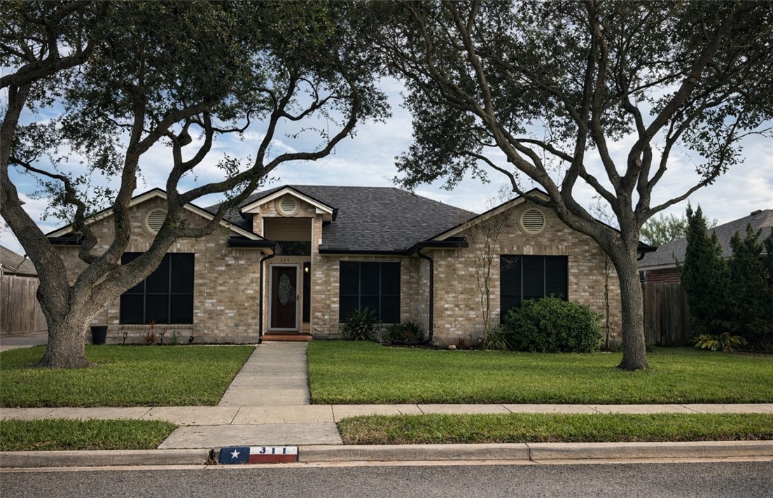 311 Blue Water Drive Portland TX 78374