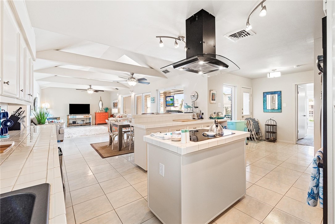 13758 Hawksnest Bay Drive Corpus Christi TX 78418