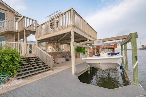 13758 Hawksnest Bay Drive Corpus Christi TX 78418
