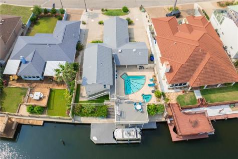 13758 Hawksnest Bay Drive Corpus Christi TX 78418