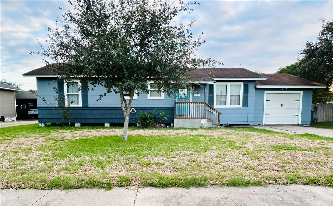 506 E 9th Street Bishop TX 78343