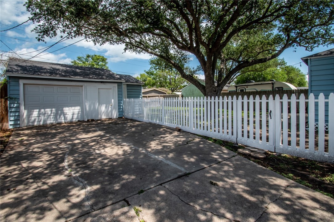 3038 Austin Street Corpus Christi TX 78404