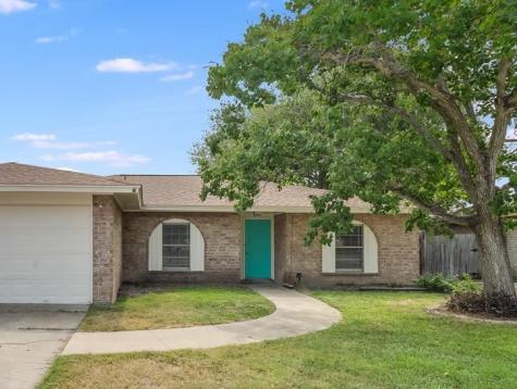 2108 Matagorda Drive Portland TX 78374