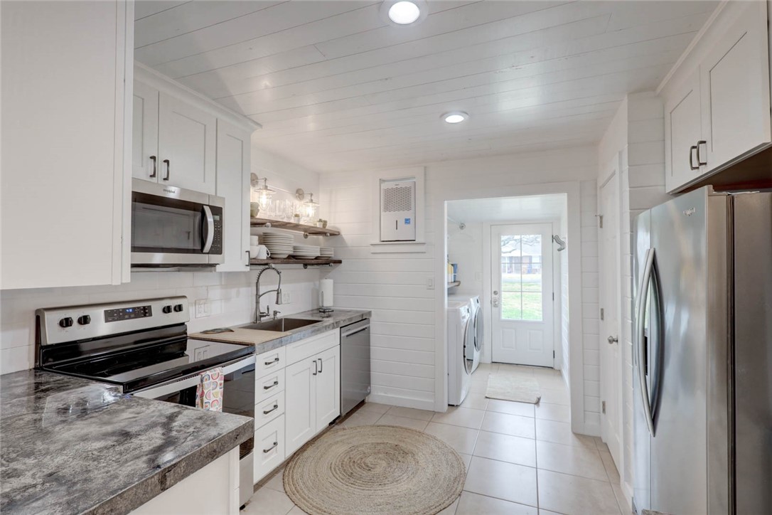 4034 Laguna Shores Road Corpus Christi TX 78418