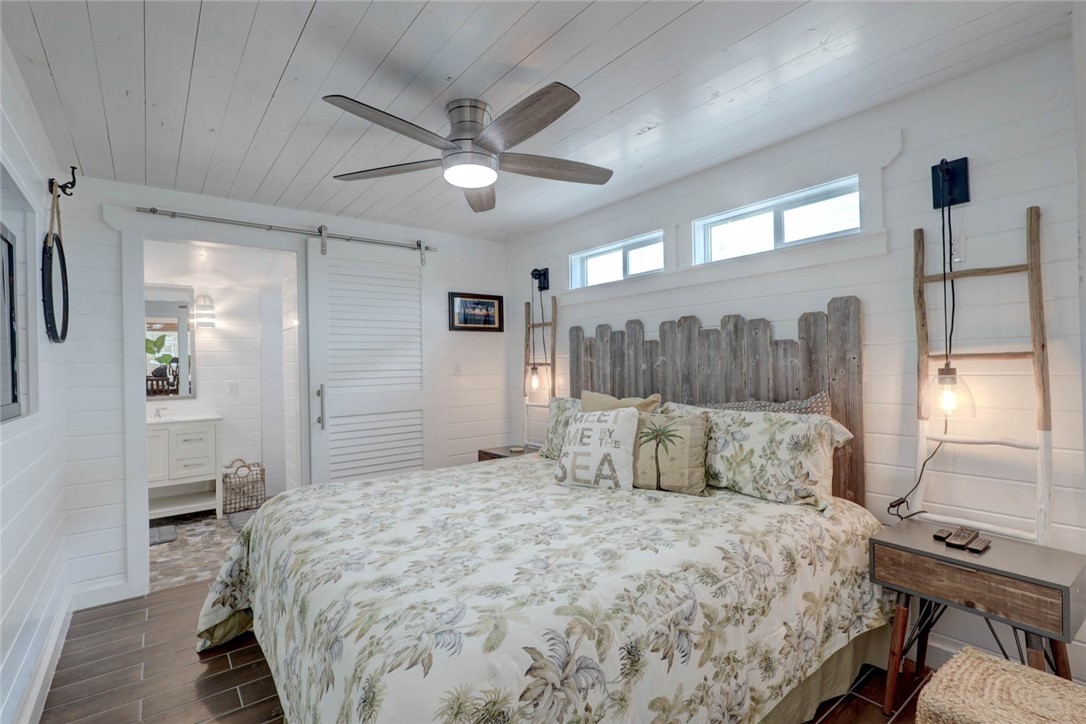 4034 Laguna Shores Road Corpus Christi TX 78418