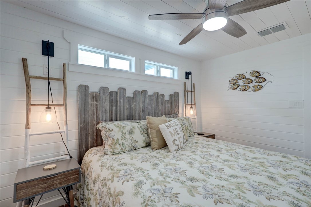 4034 Laguna Shores Road Corpus Christi TX 78418