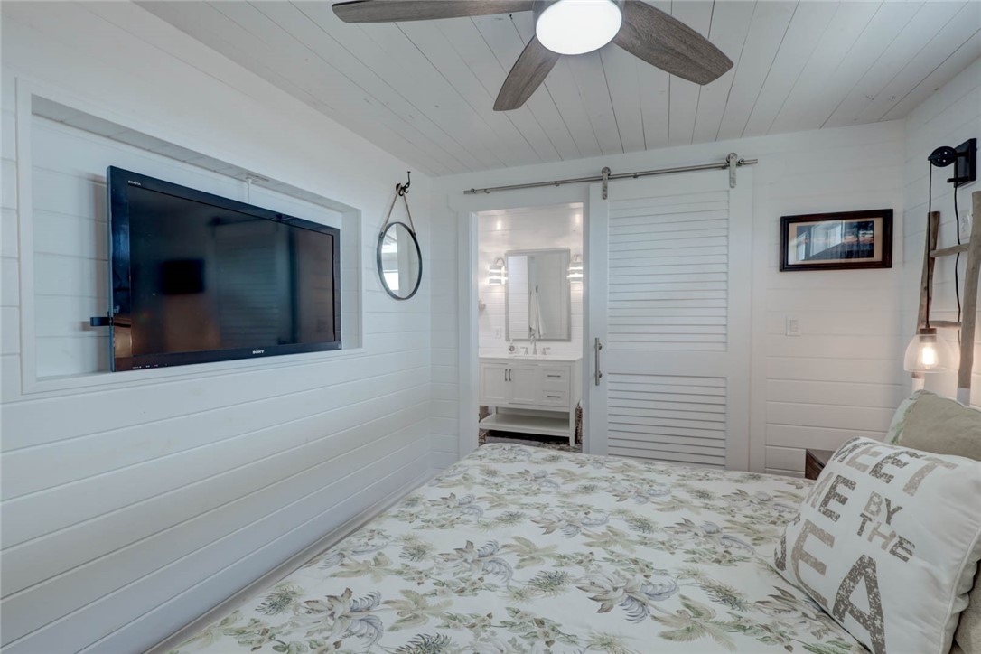 4034 Laguna Shores Road Corpus Christi TX 78418