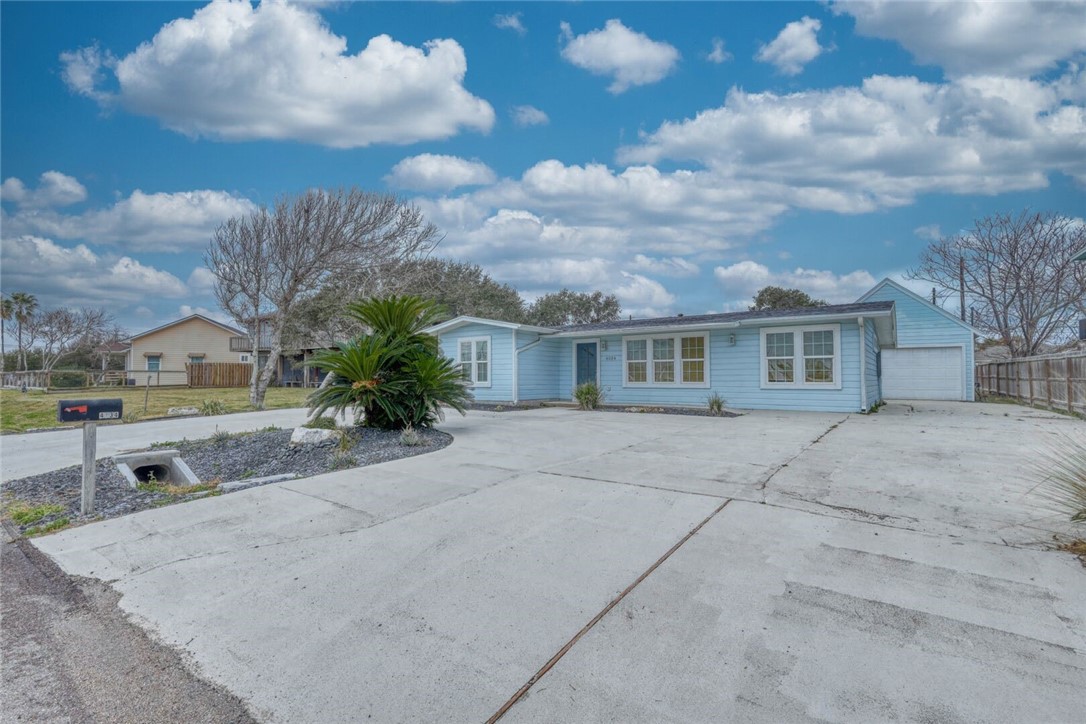4034 Laguna Shores Road Corpus Christi TX 78418