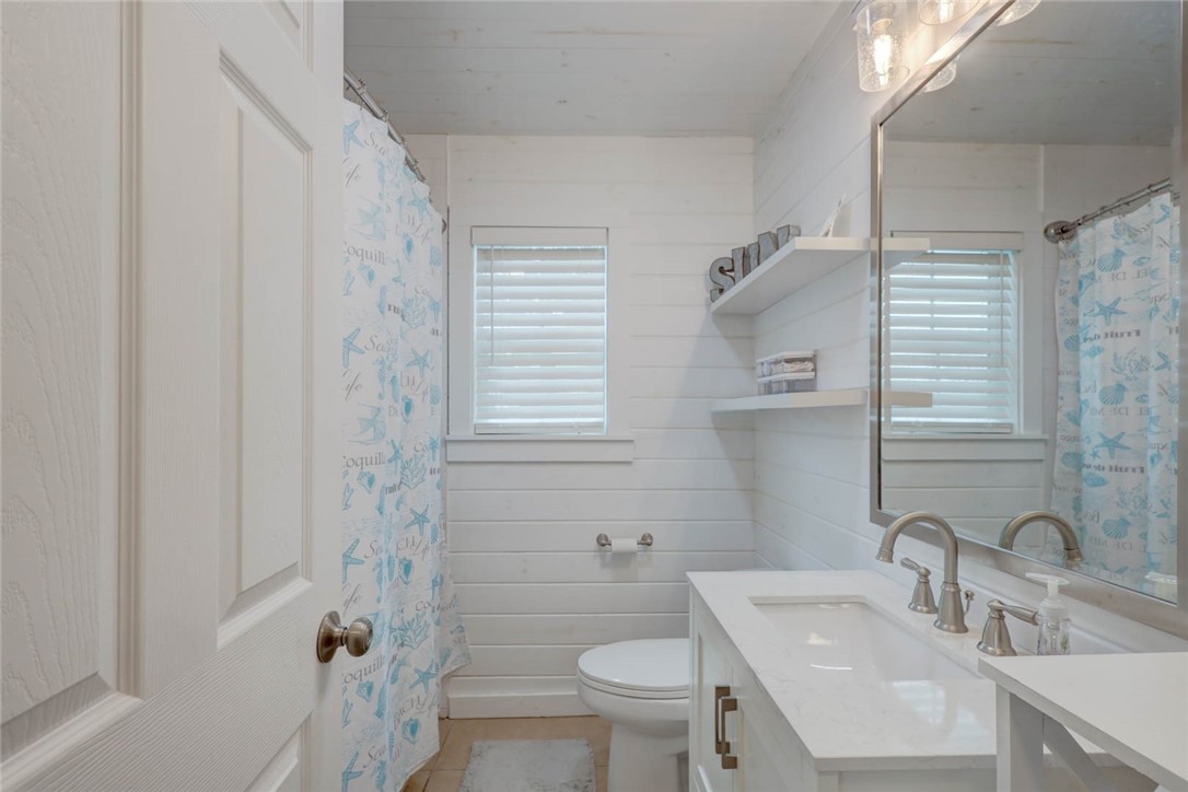 4034 Laguna Shores Road Corpus Christi TX 78418