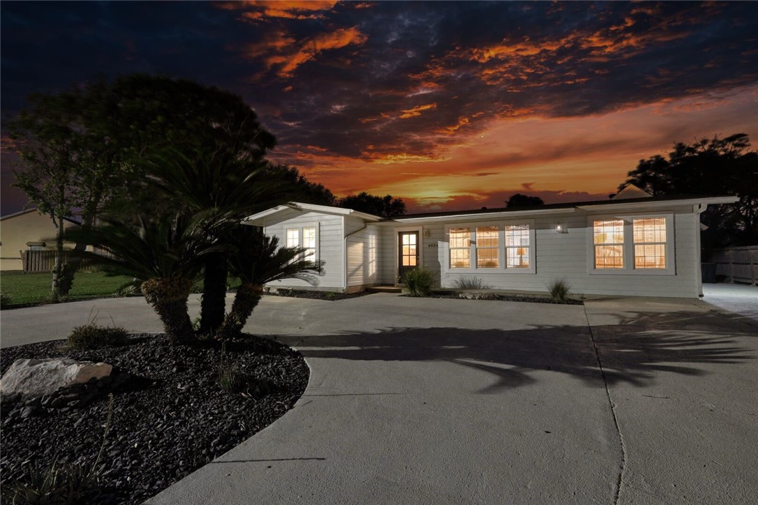 4034 Laguna Shores Road Corpus Christi TX 78418