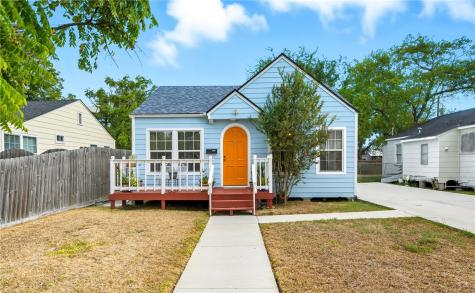 2810 Topeka Street Corpus Christi TX 78404