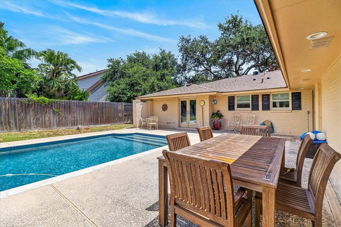 334 Cape Cod Drive Corpus Christi TX 78412