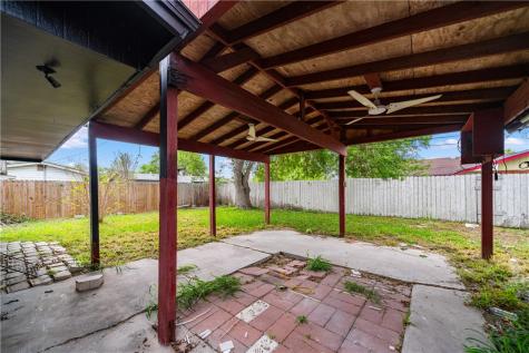 1102 Bradshaw Drive Corpus Christi TX 78412
