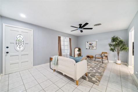 1102 Bradshaw Drive Corpus Christi TX 78412
