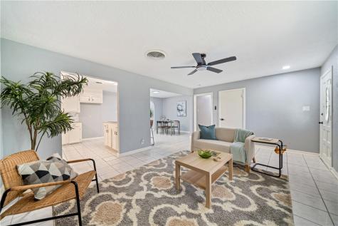 1102 Bradshaw Drive Corpus Christi TX 78412