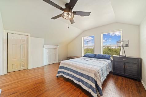 1892 State Highway 188 Rockport TX 78382