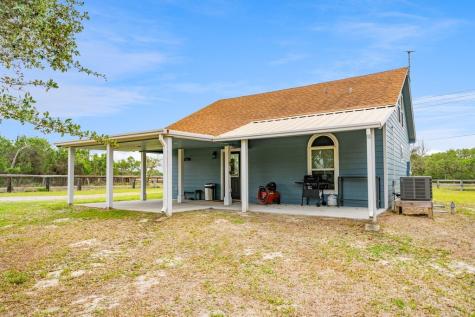 1892 State Highway 188 Rockport TX 78382