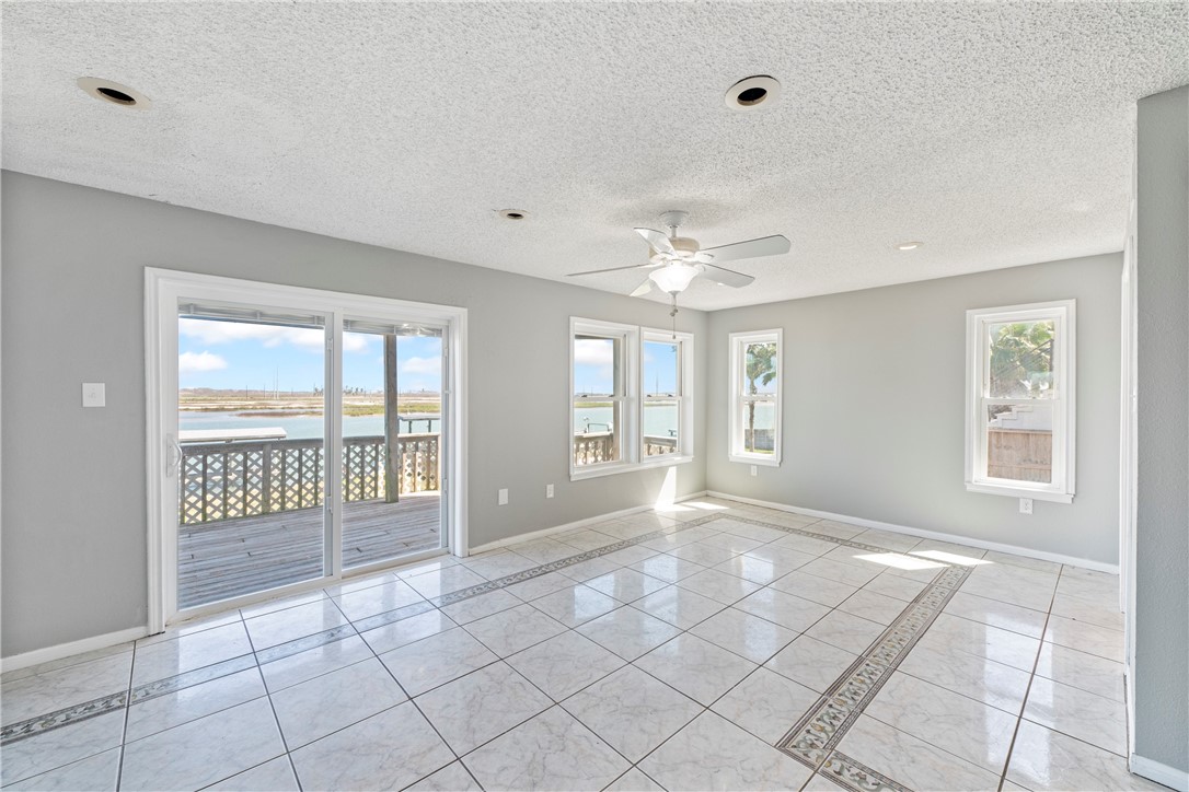 14322 Playa Del Rey Corpus Christi TX 78418