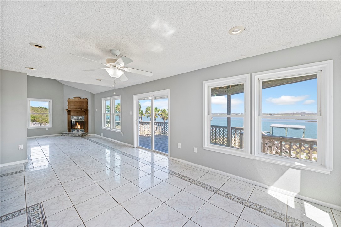 14322 Playa Del Rey Corpus Christi TX 78418