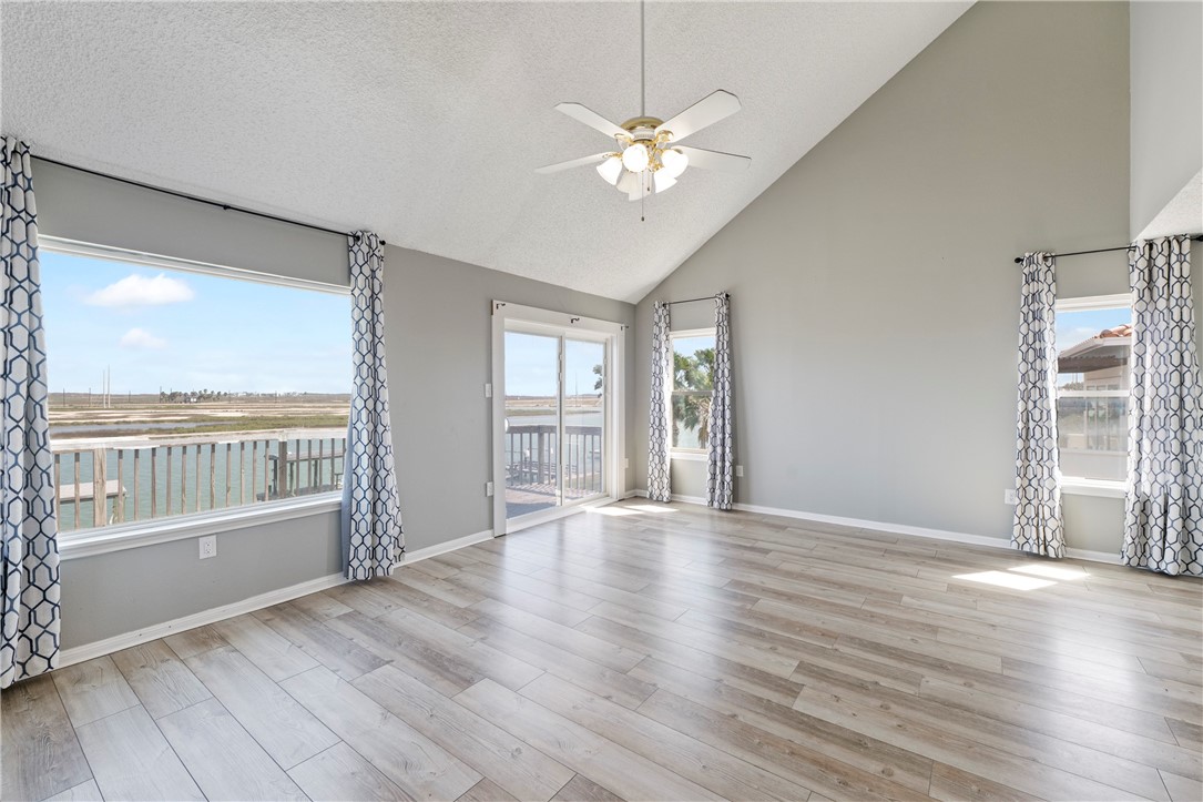 14322 Playa Del Rey Corpus Christi TX 78418