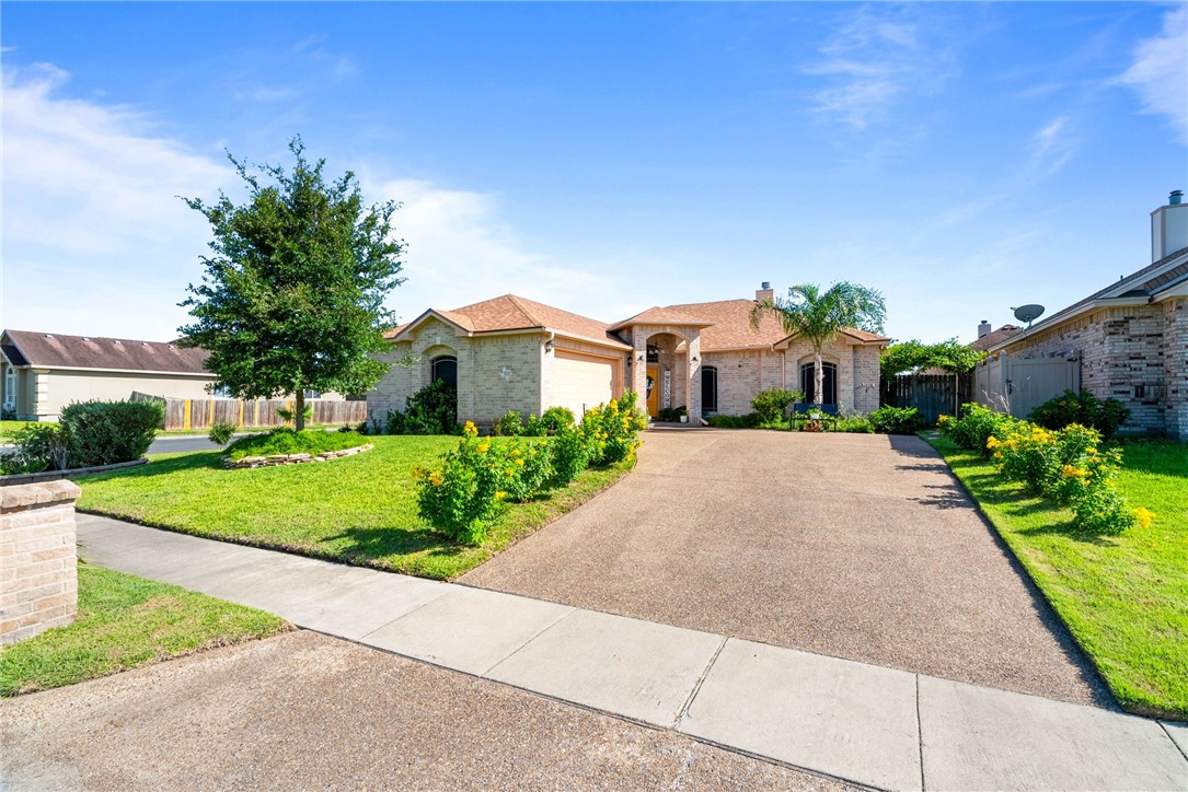 5717 Aava Drive Corpus Christi TX 78414