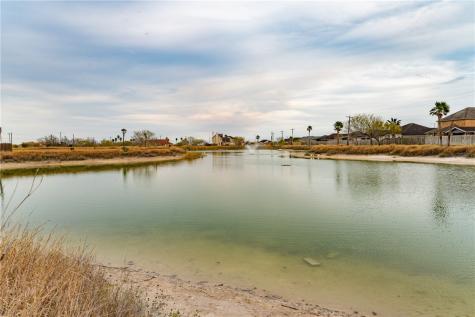 2080 Isabella Drive Kingsville TX 78363